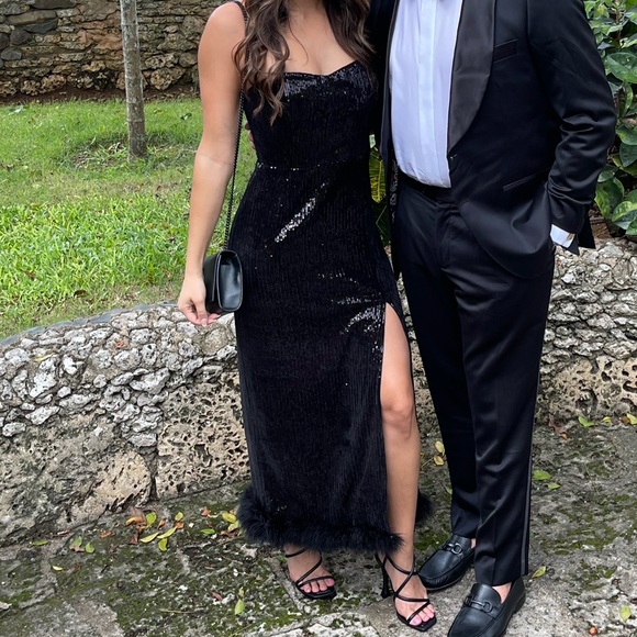 NBD Kalindi Midi Dress in Black - Picture 5 of 5